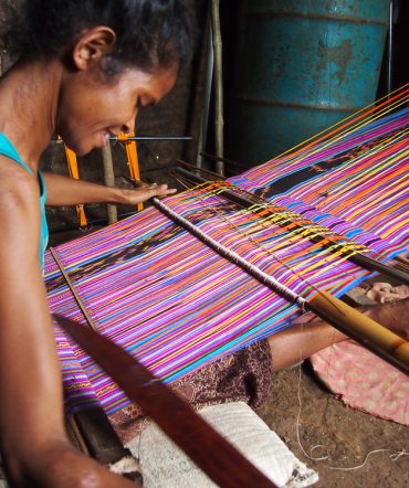 Tais Weaving